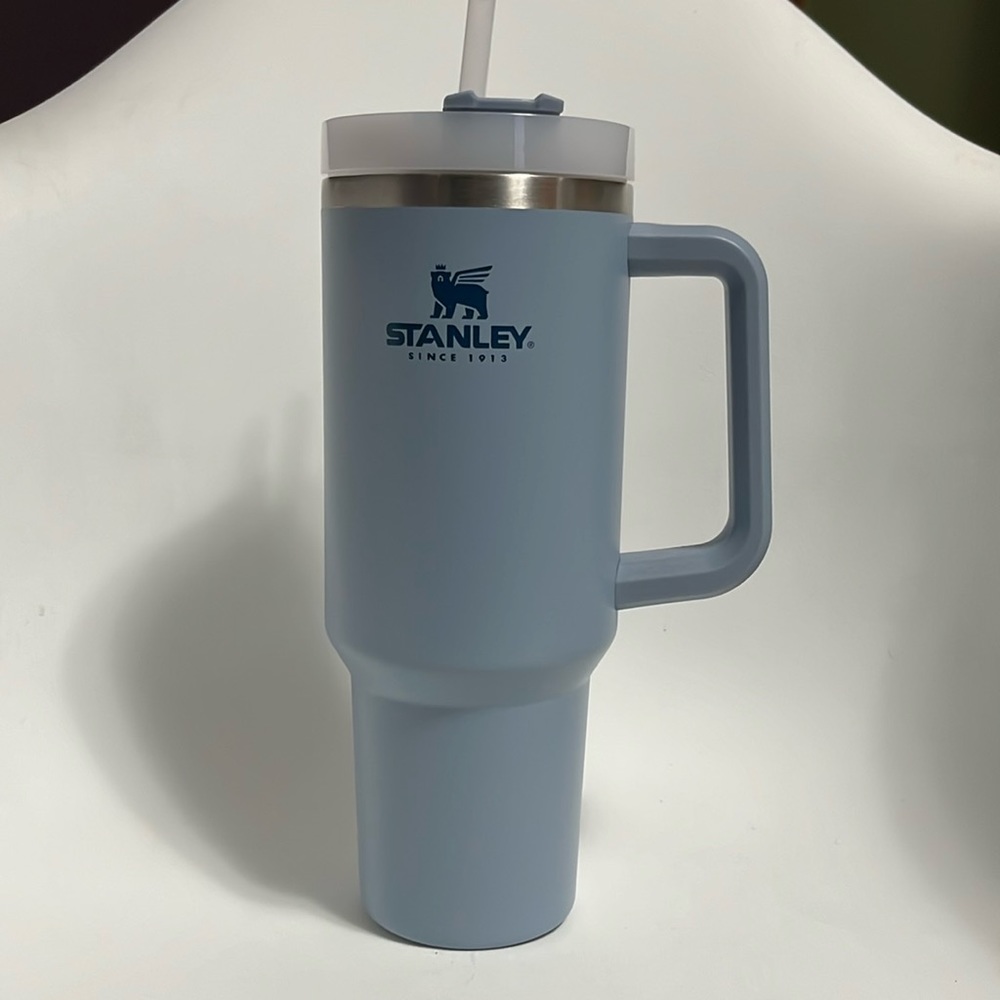 Stanley 40 oz Quencher H2.0 FlowState Tumbler